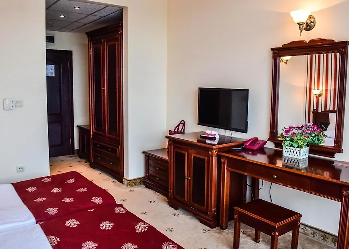 Karolina Hotel